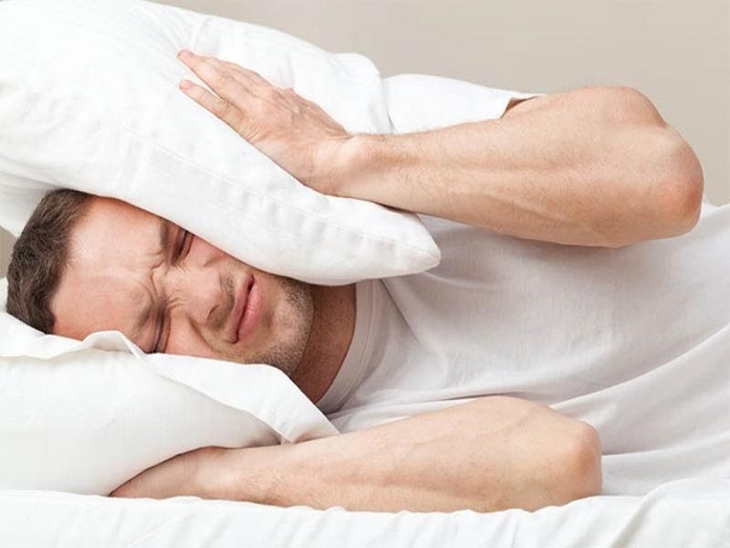 Ô nhiễm tiếng ồn là một trong những nguyên nhân gây mất ngủ